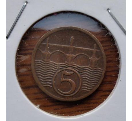5 h 1929 Karlov most